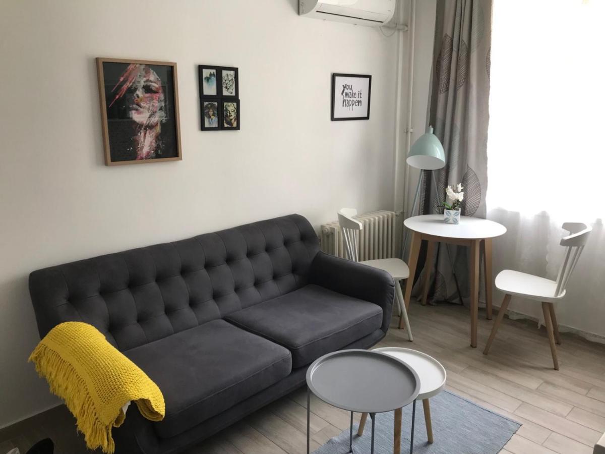 Home Apartment Luna 1 Скопие Екстериор снимка